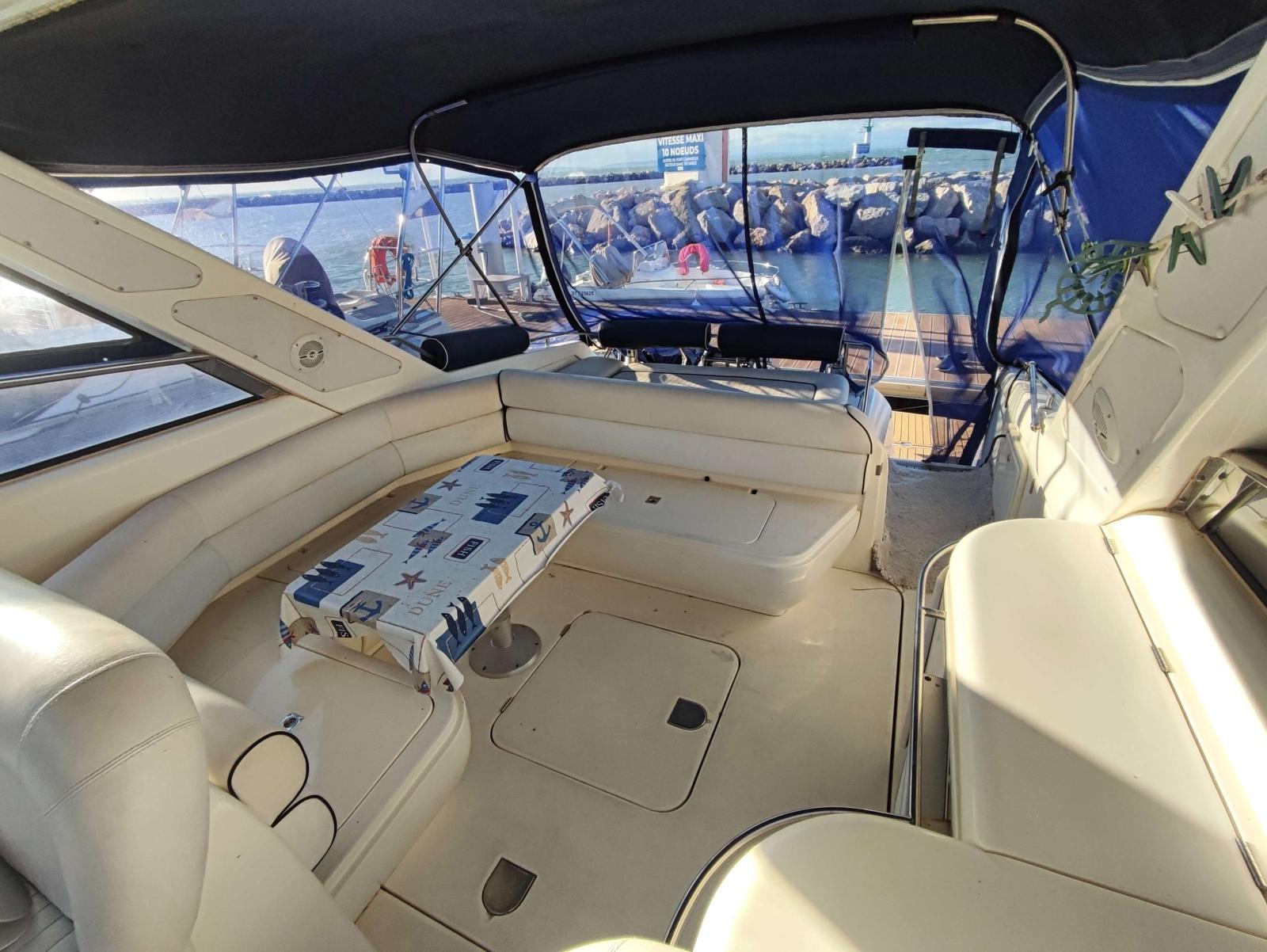 sunseeker Mustique 42