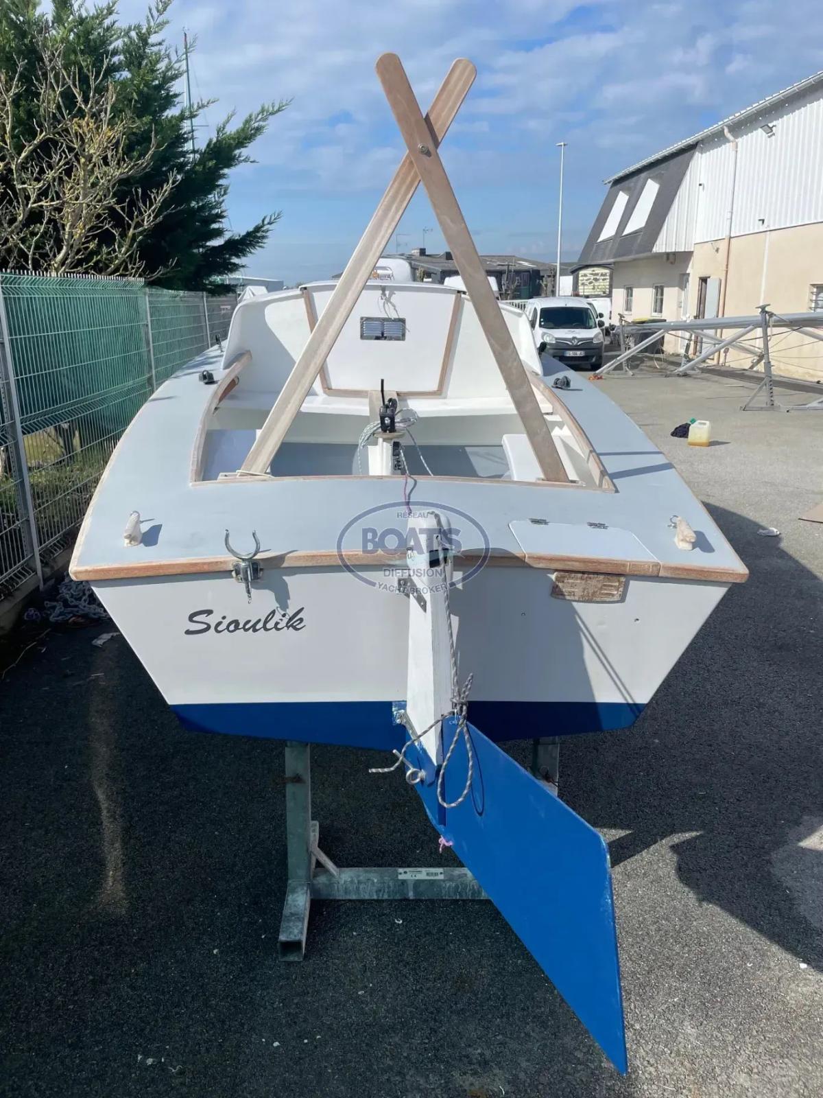 marine composite Gazelle croisière