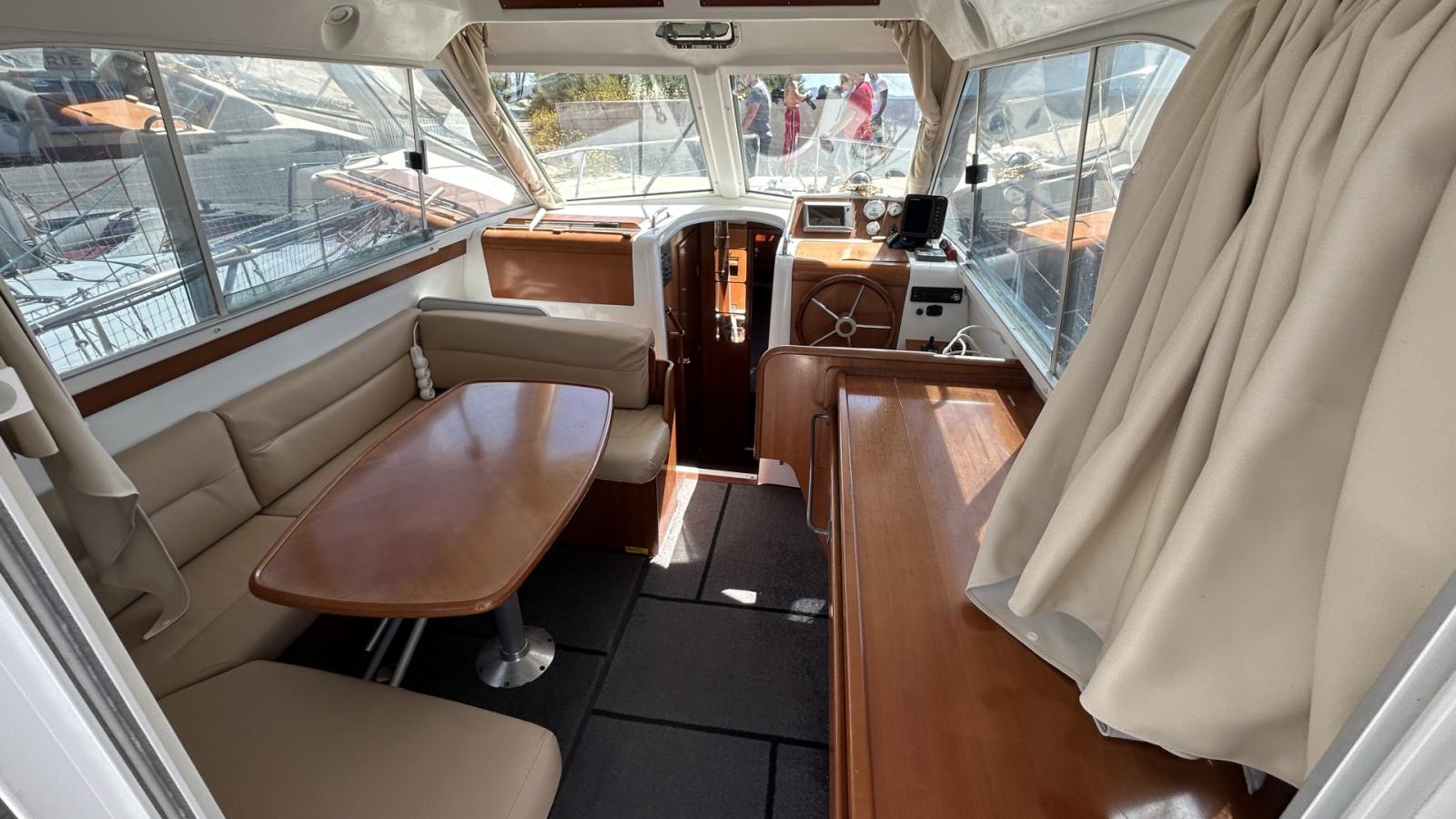 beneteau Antares serie 9
