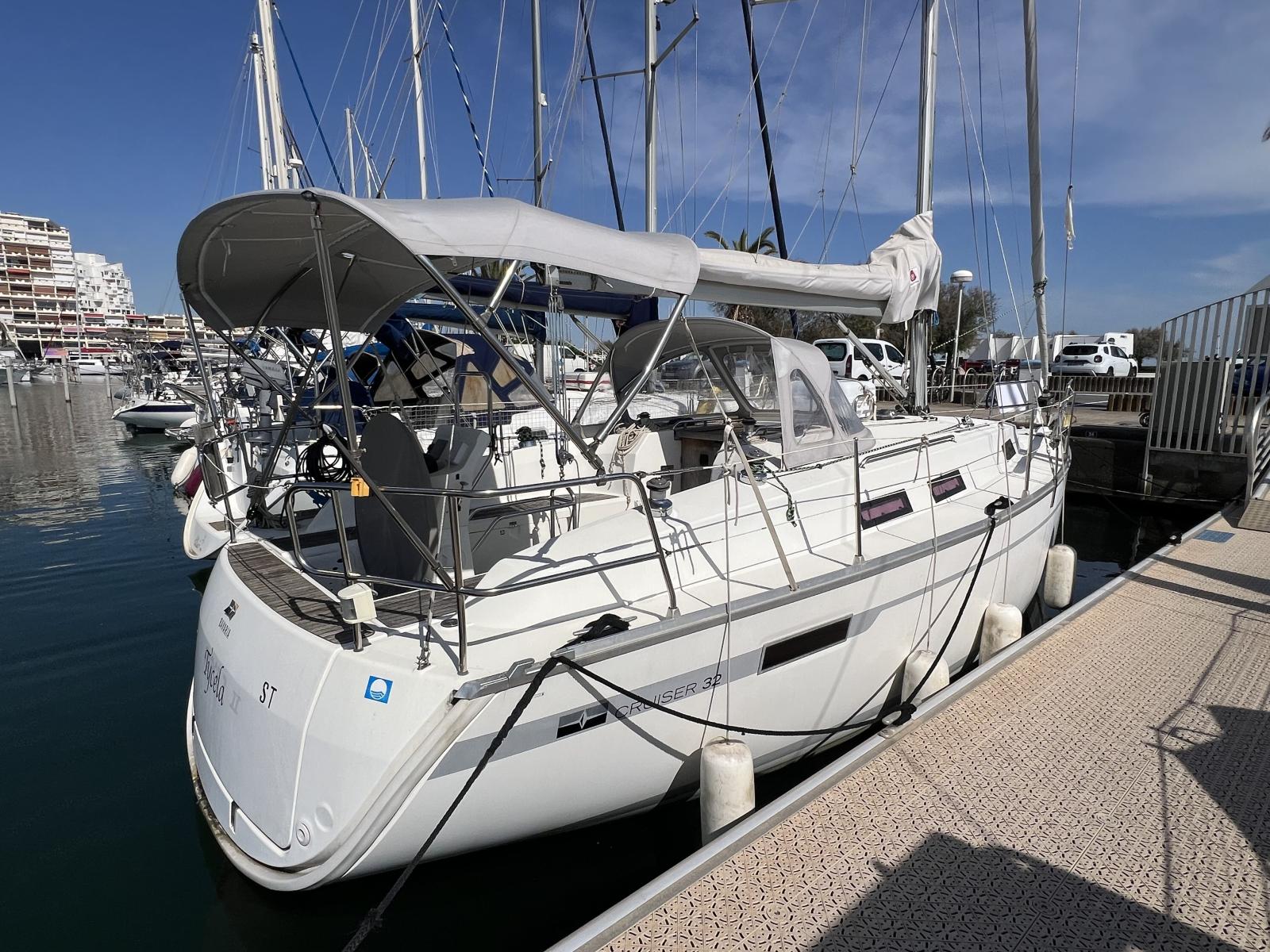 bavaria yachts 32 cruiser