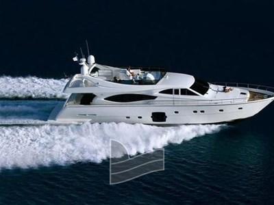 Ferretti yachts ferretti 761