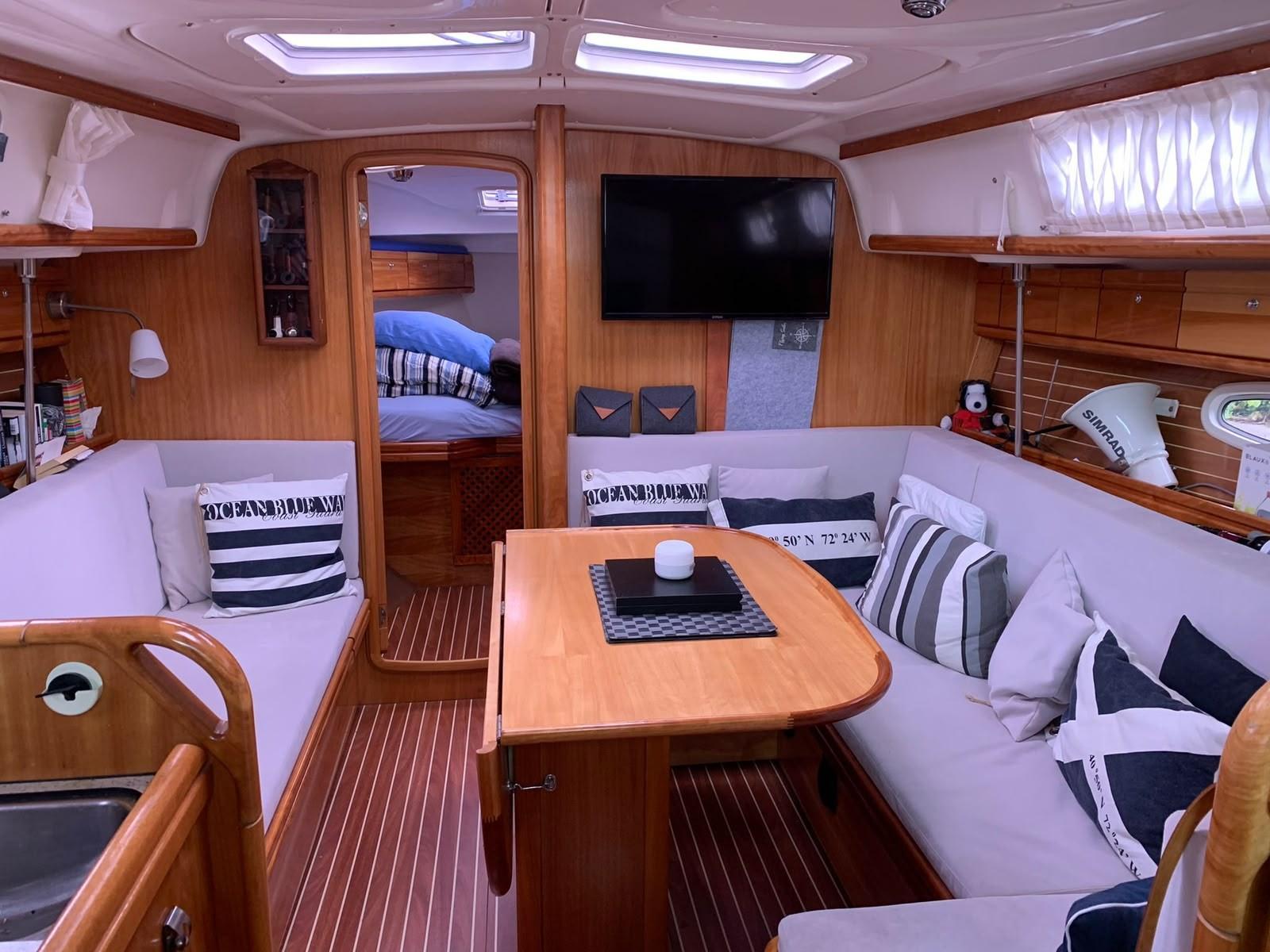 bavaria yachts Bavaria 37 cruiser