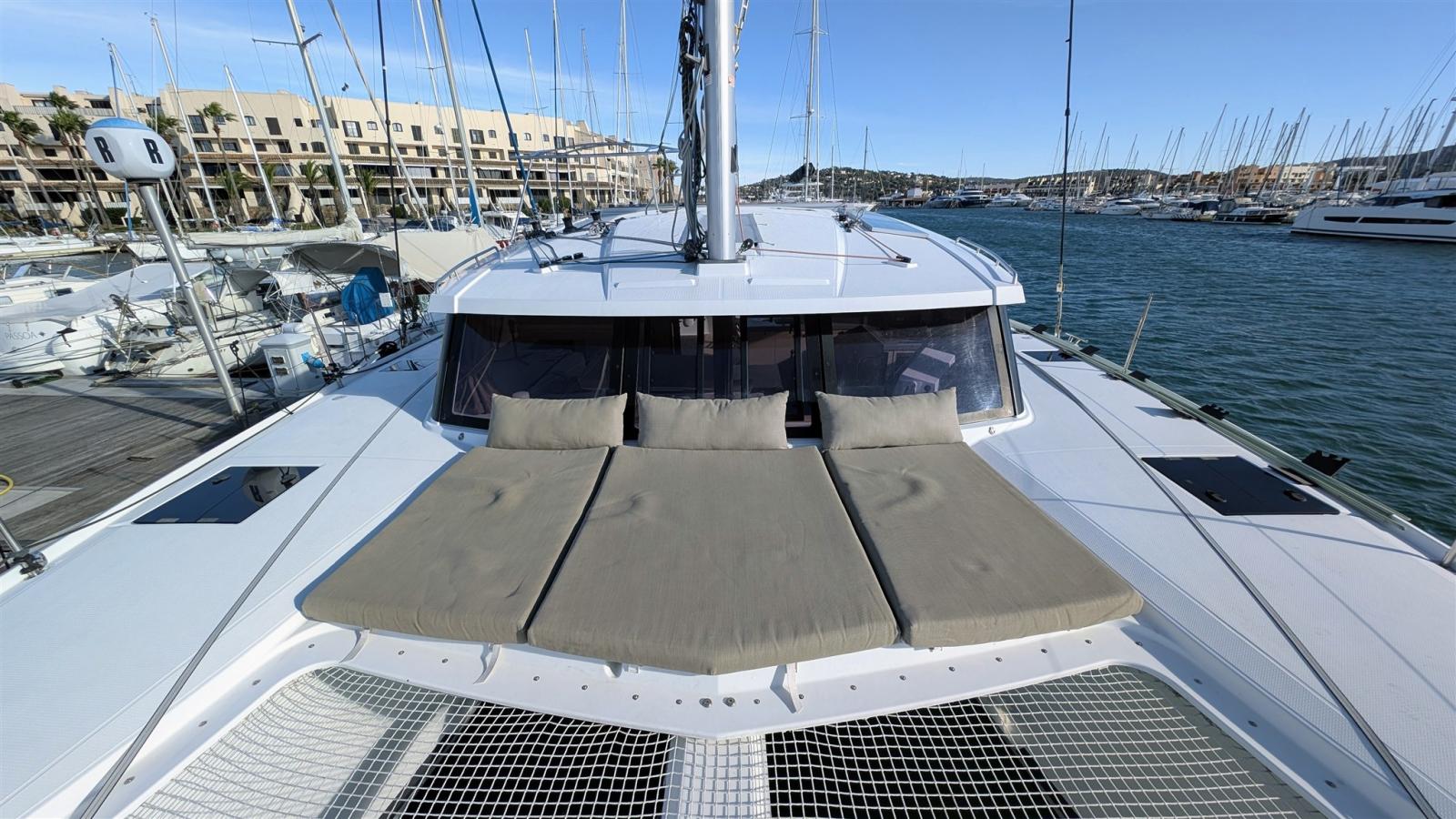 fountaine pajot Lucia 40