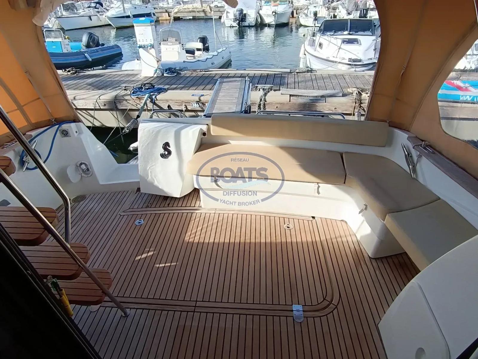 beneteau Antares 36 fly