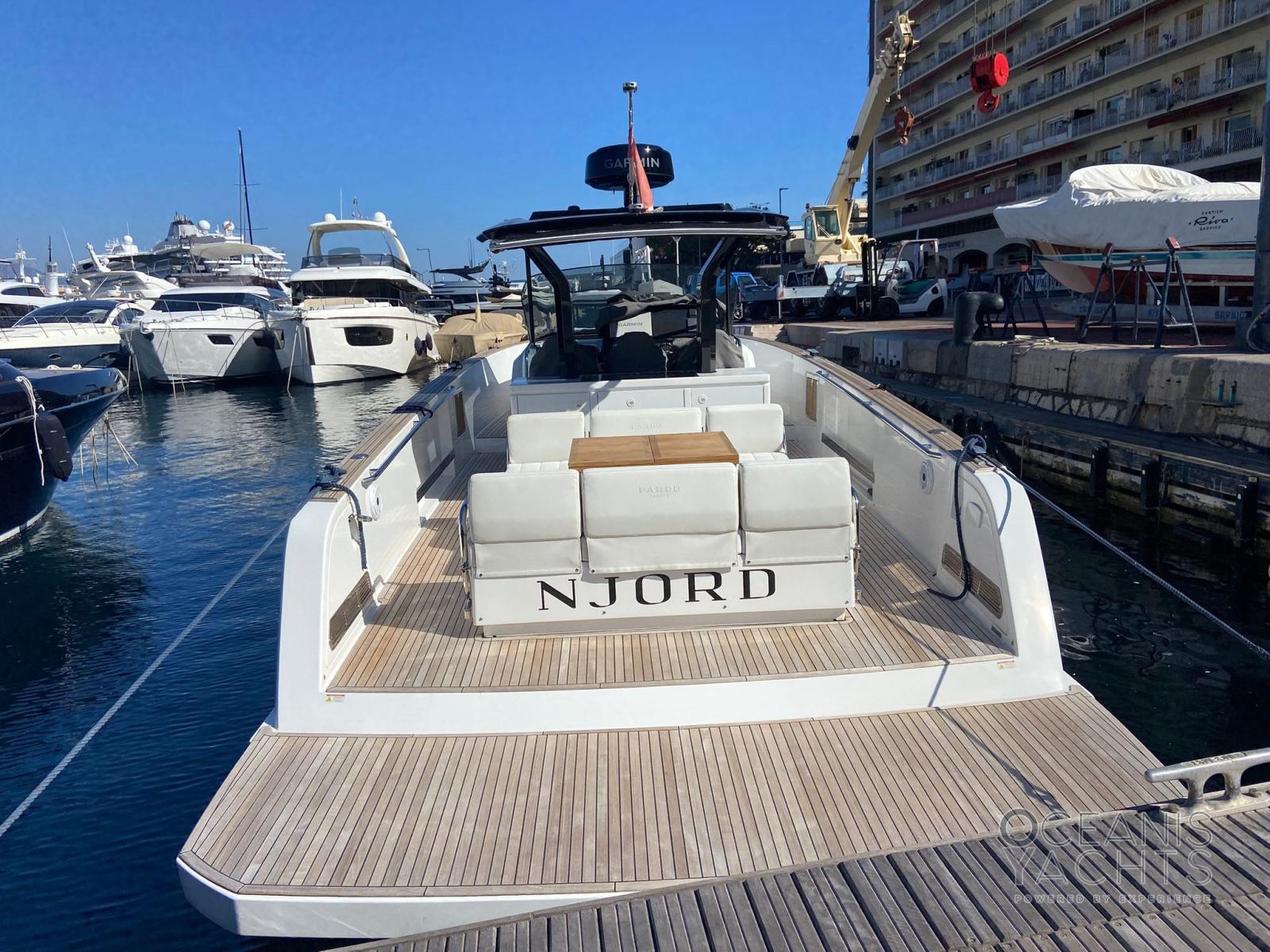 pardo yachts Walkaround 38