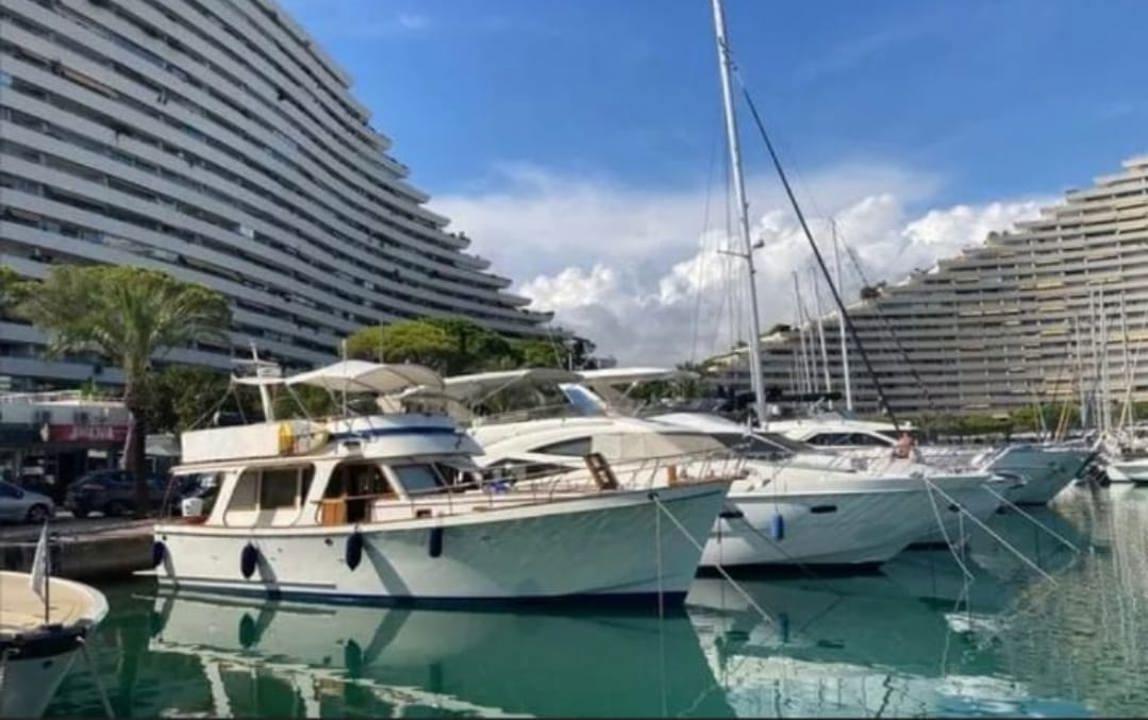 Europa 49 trawler