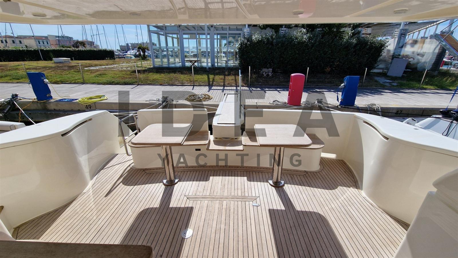 ferretti yachts Ferretti 592