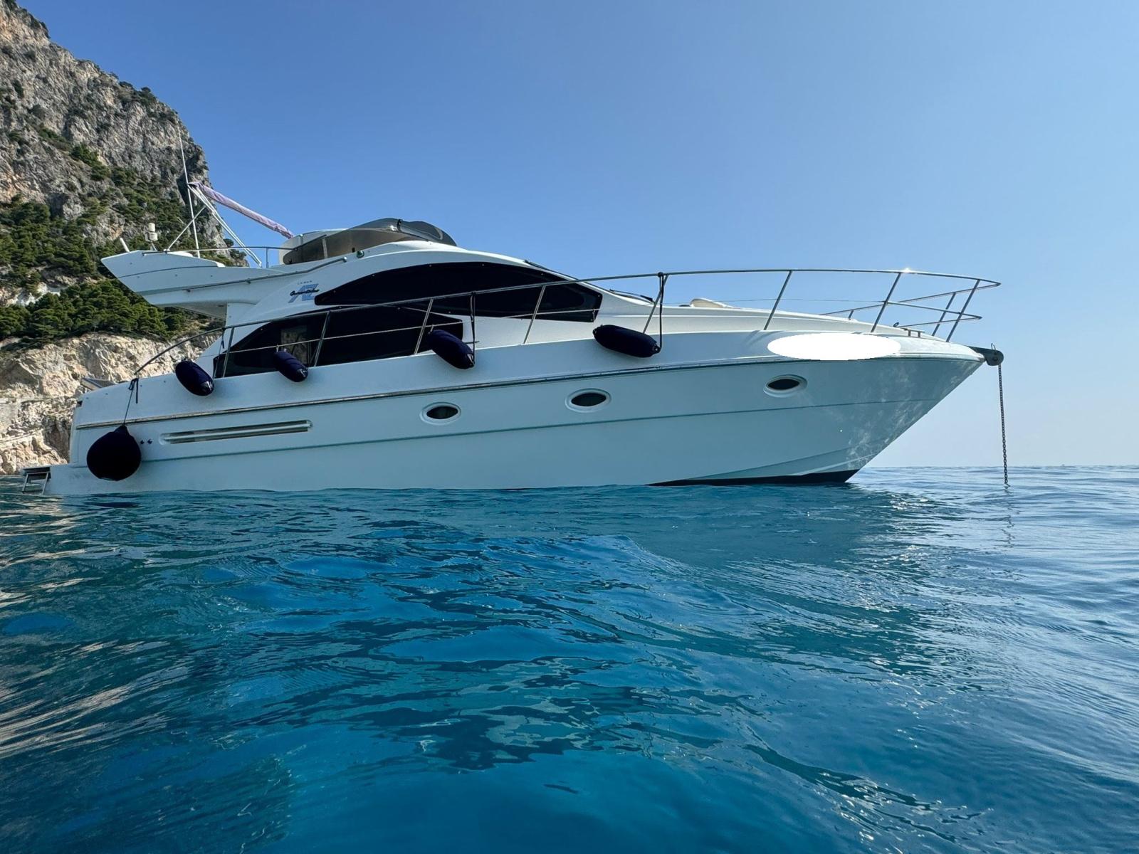 azimut 42 fly
