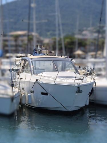 Sealine sc 35