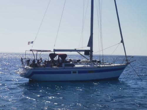 Dufour 35