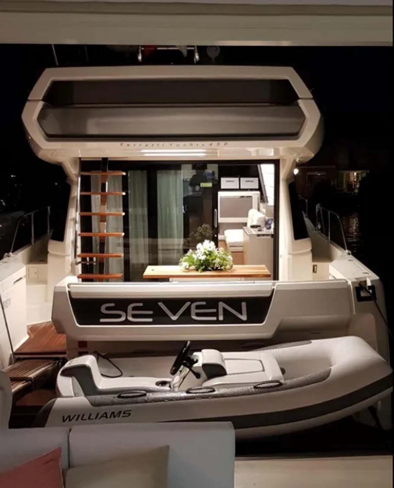 ferretti yachts 450