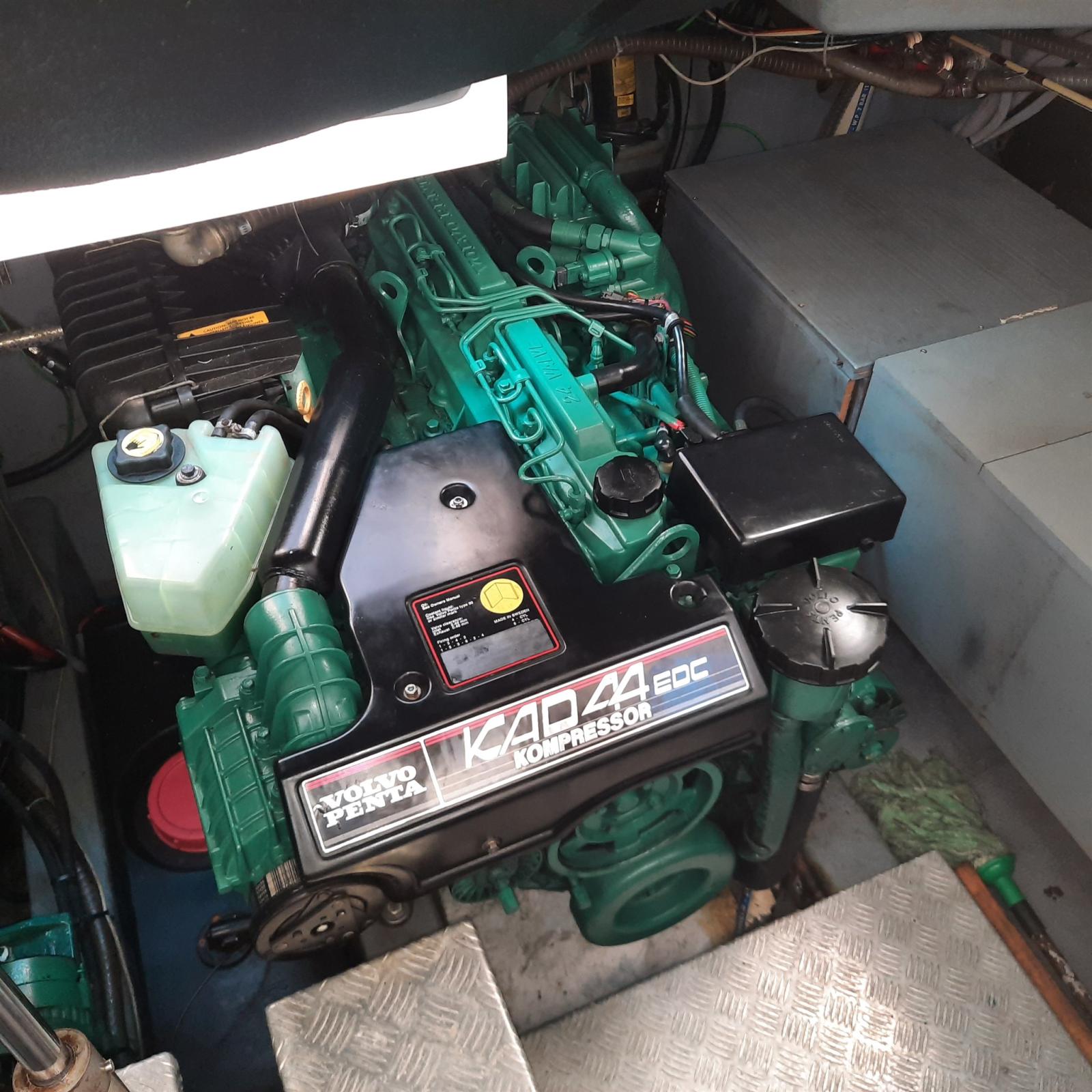 elan marine Elan 35 power