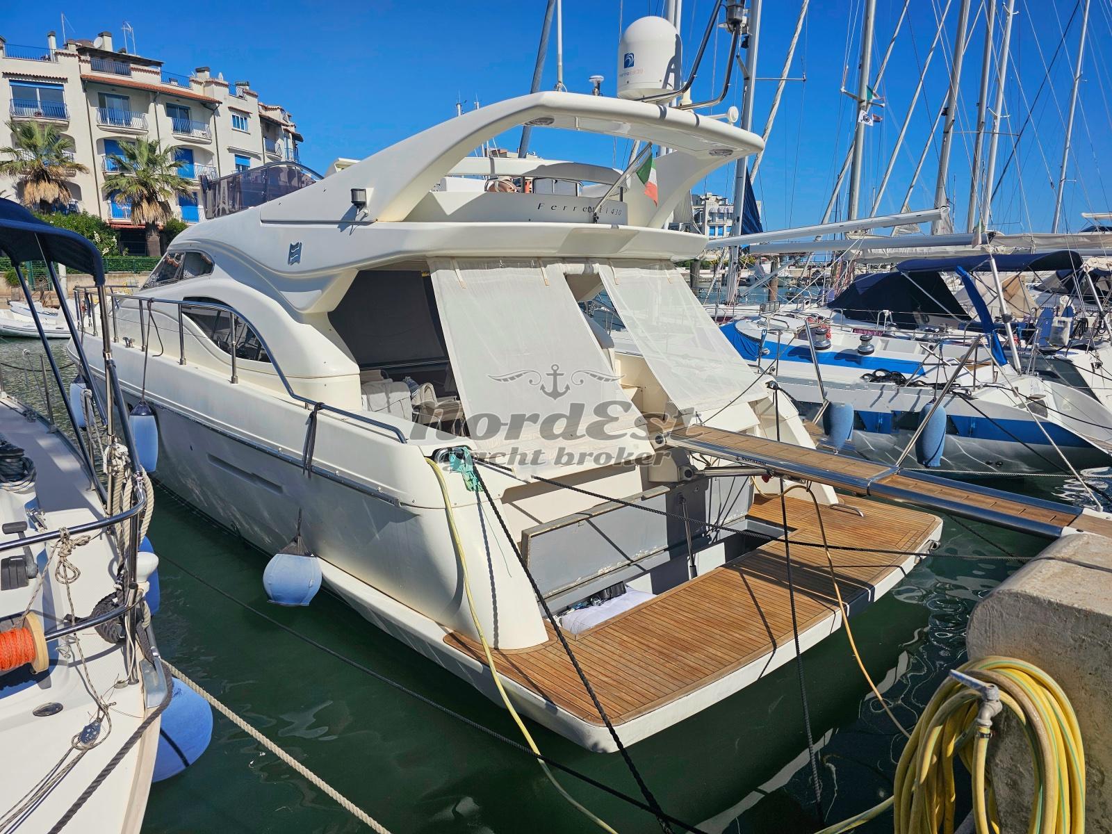 ferretti 430