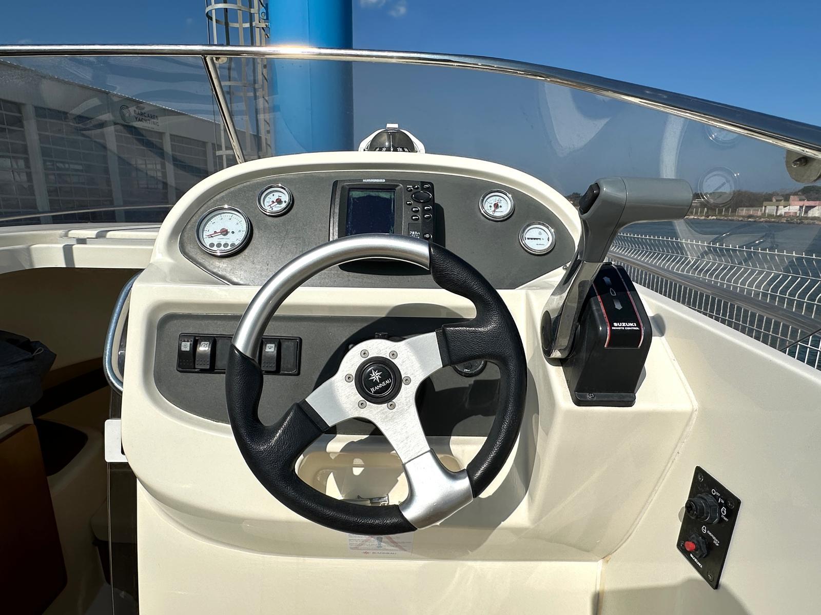 jeanneau Cap camarat 715 wa