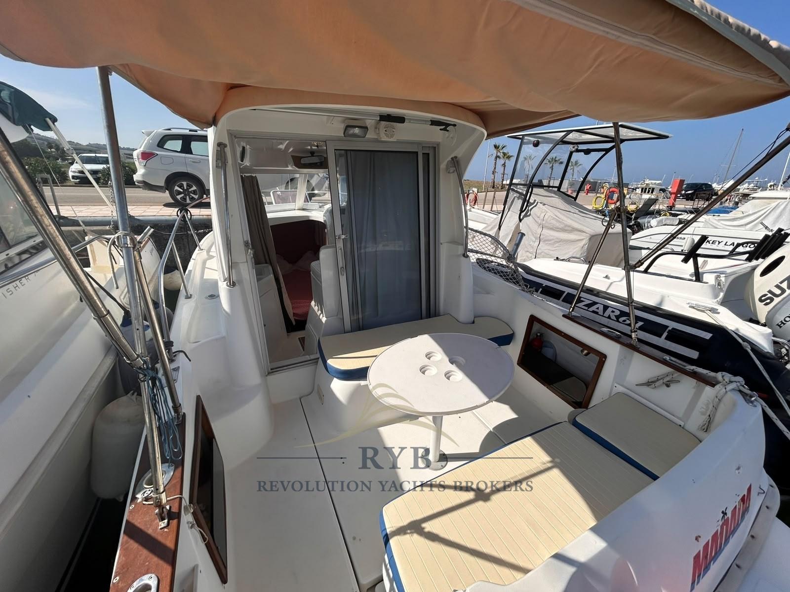 beneteau Antares 6