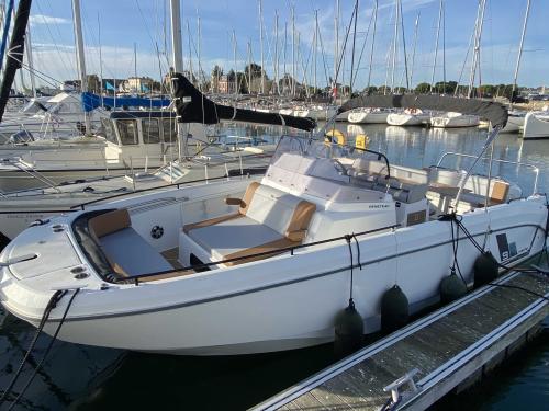 Beneteau flyer 9 spacedeck