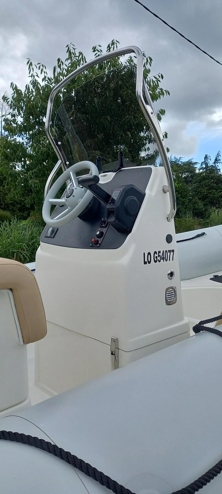 bombard Sunrider 650 neo