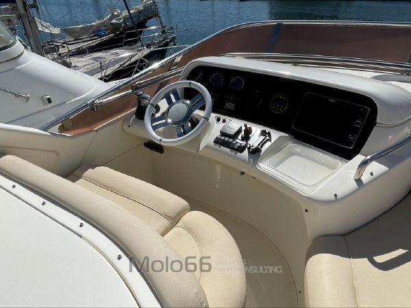 azimut 55 flybridge