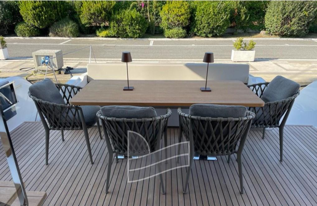 ferretti yachts Ferretti 720