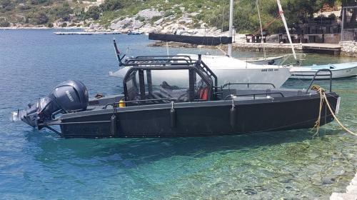 Xo boats dfndr 8