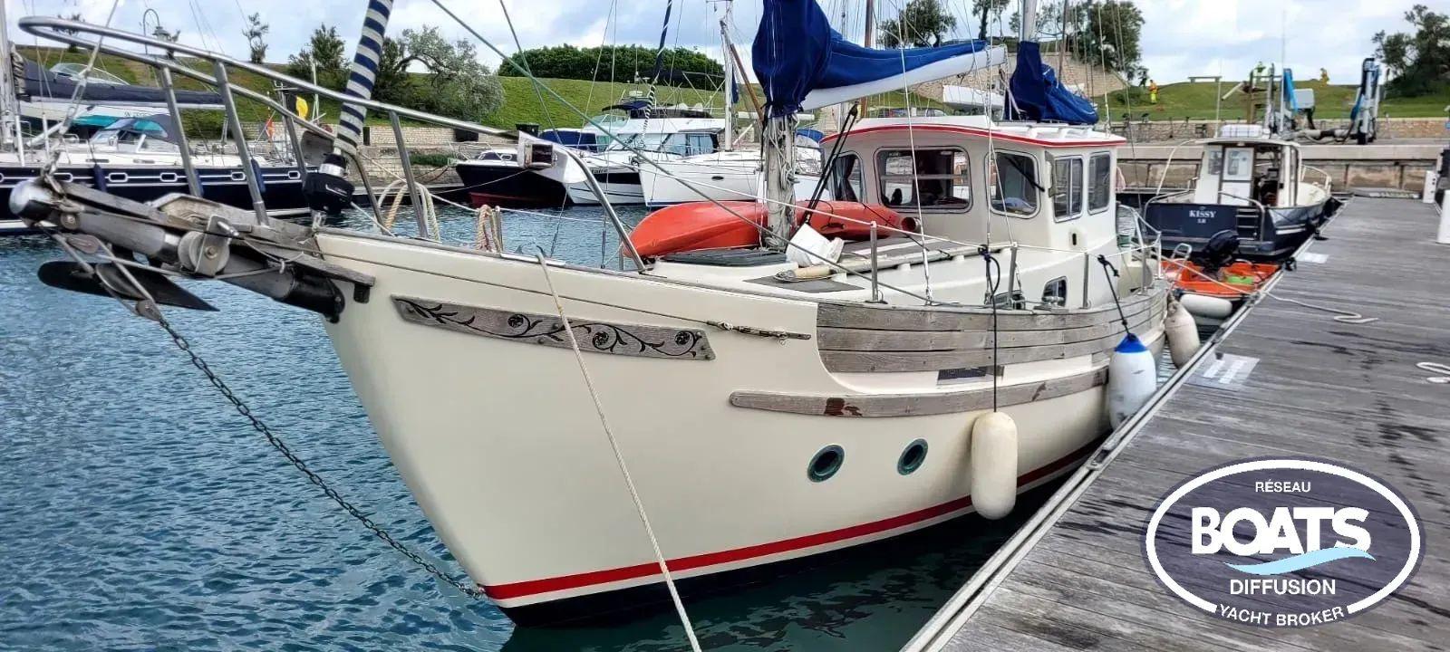 fairways marine Fisher 30 ketch (fifty)