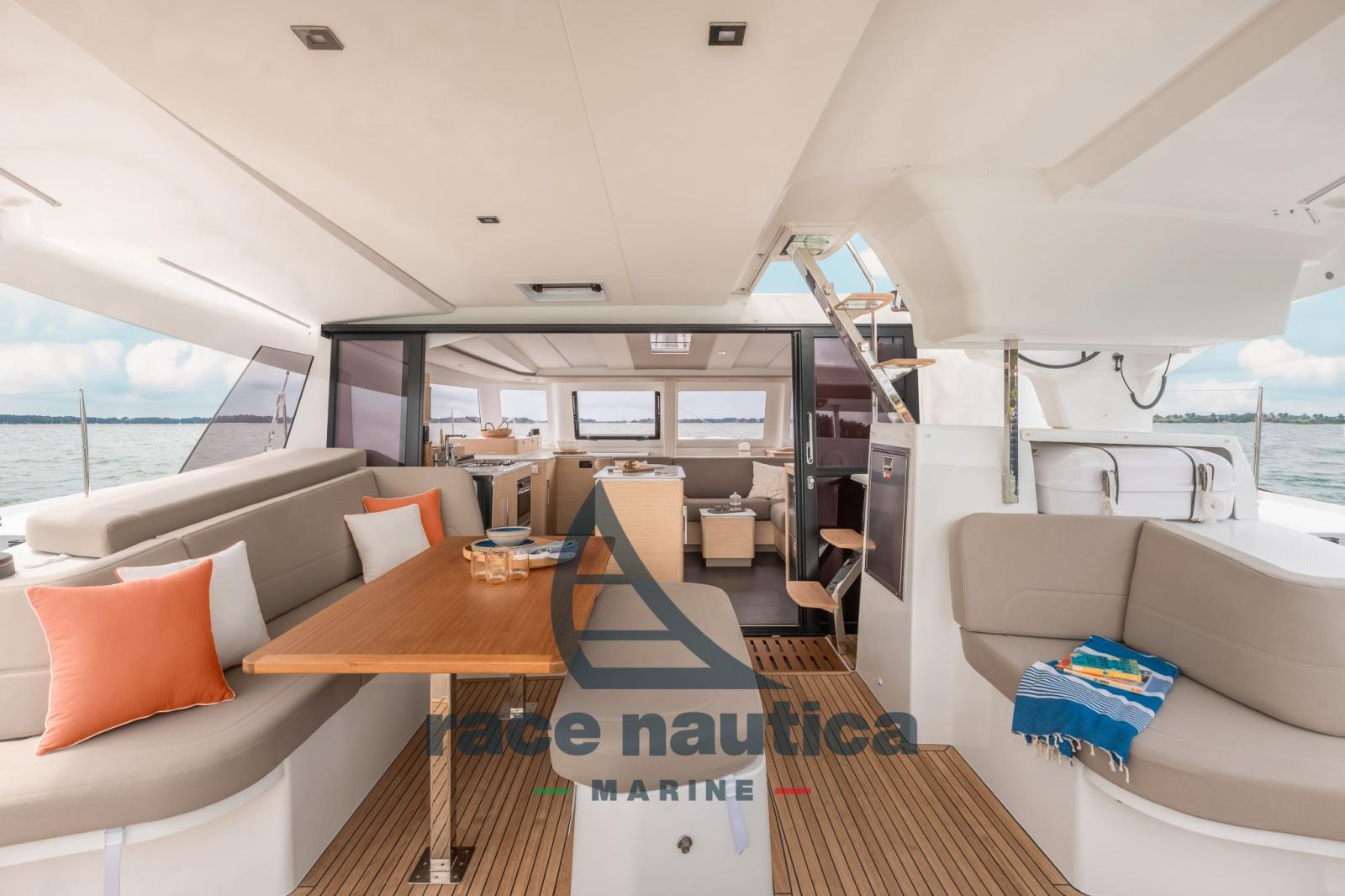 fountaine pajot New 41