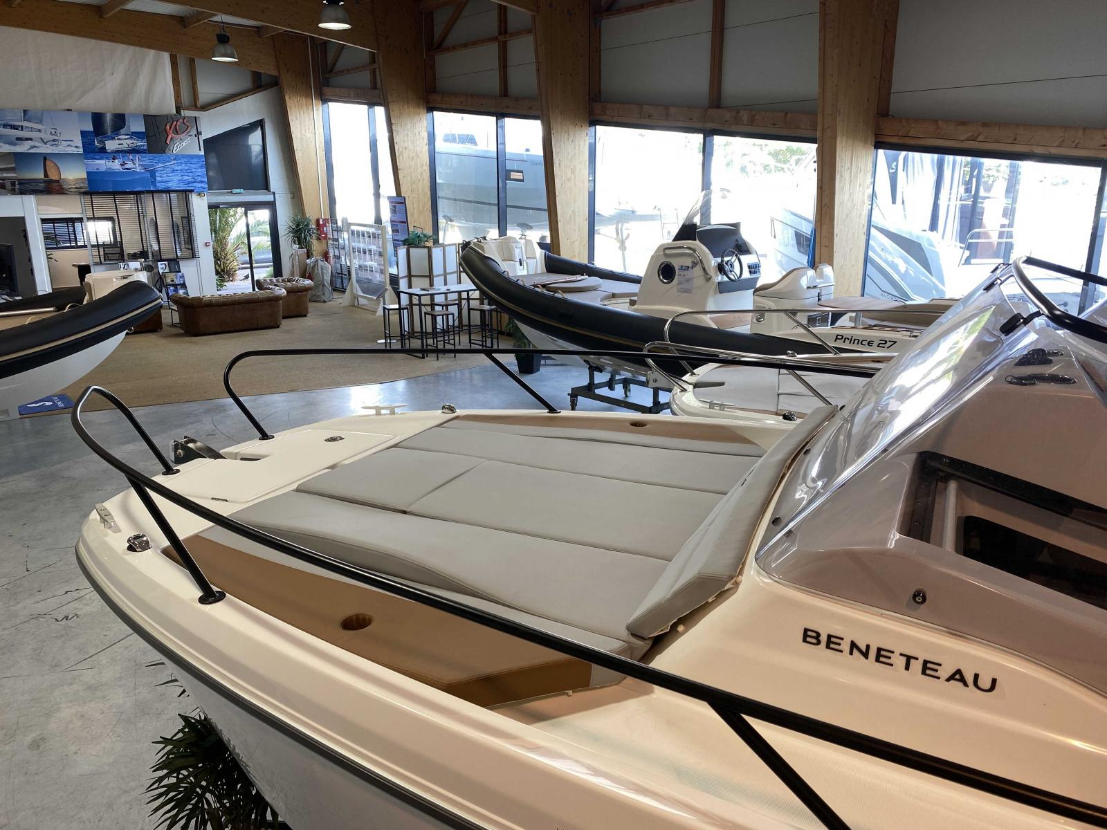 beneteau Flyer 7 sundeck