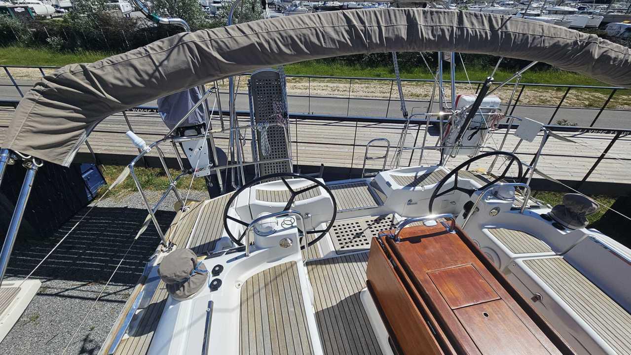 jeanneau 53