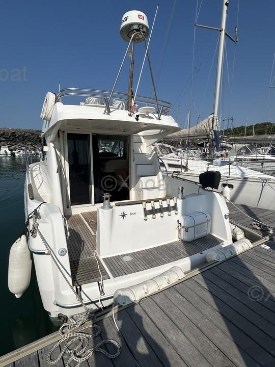 jeanneau Prestige 32