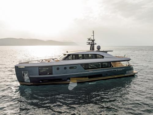 Azimut magellano 30m