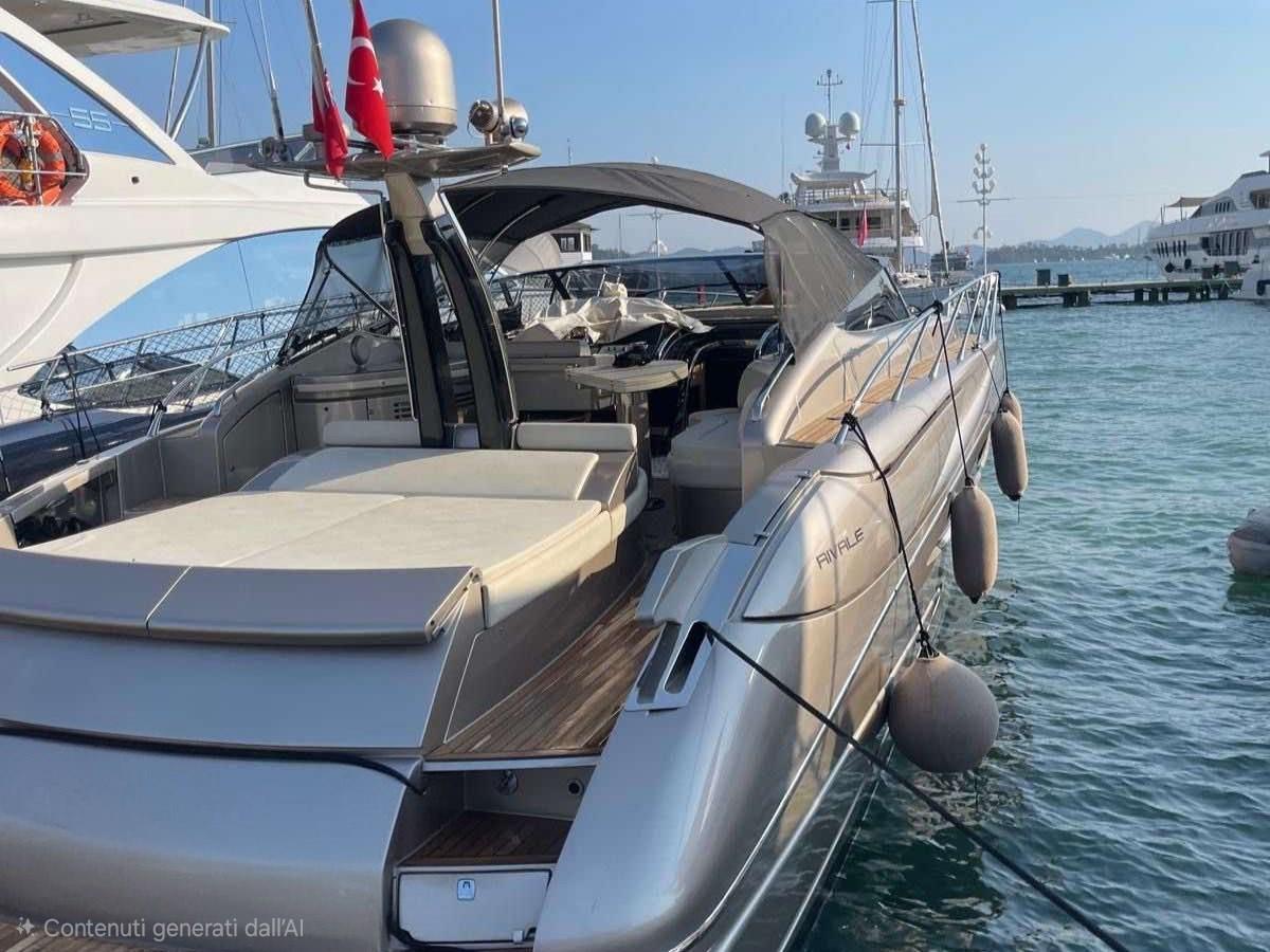 riva 52 rivale