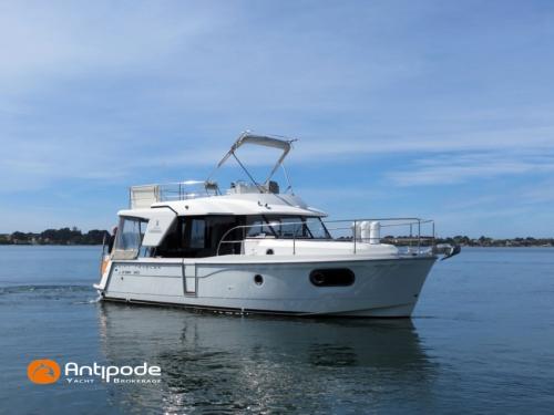 Beneteau swift trawler 30