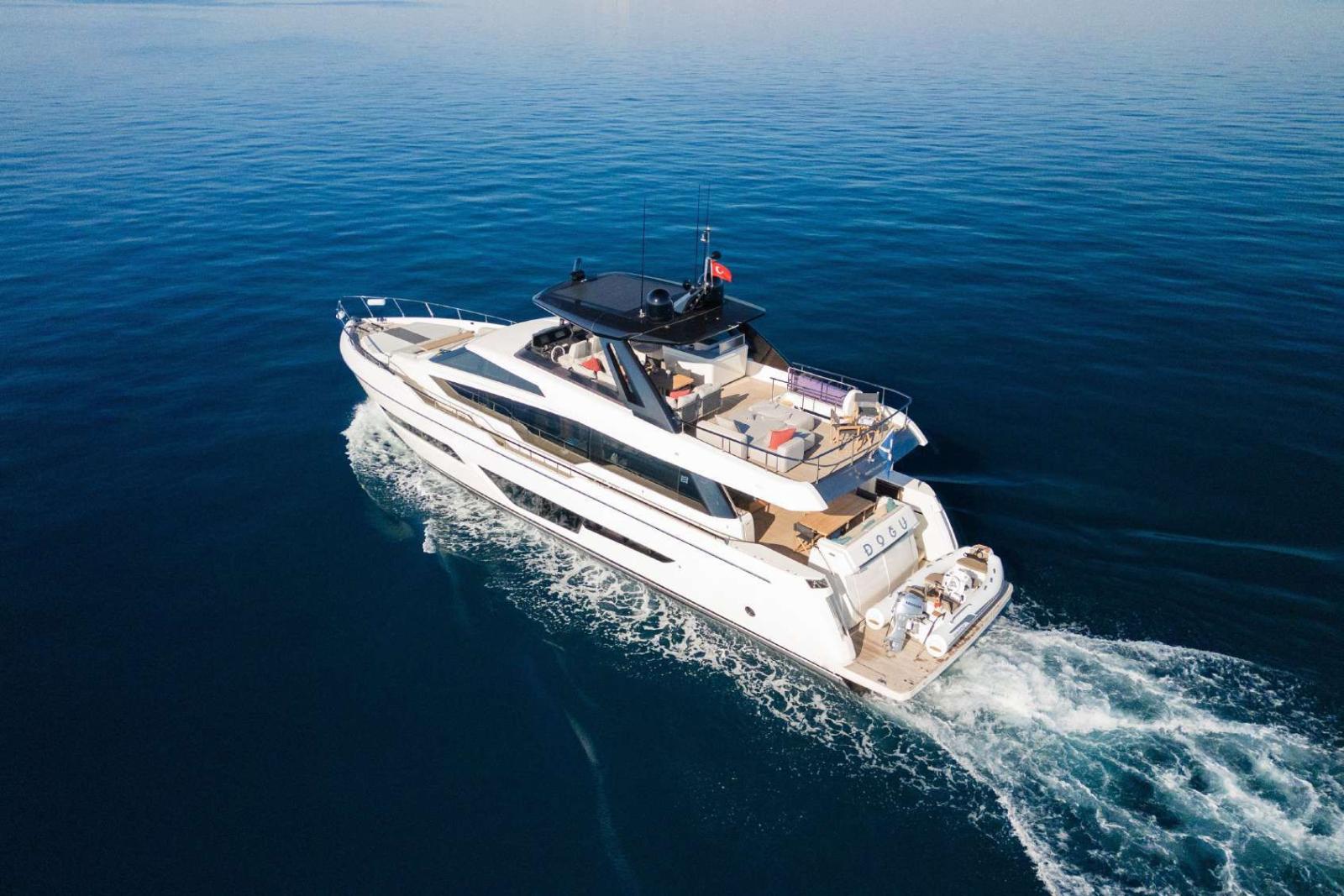 ferretti yachts 780