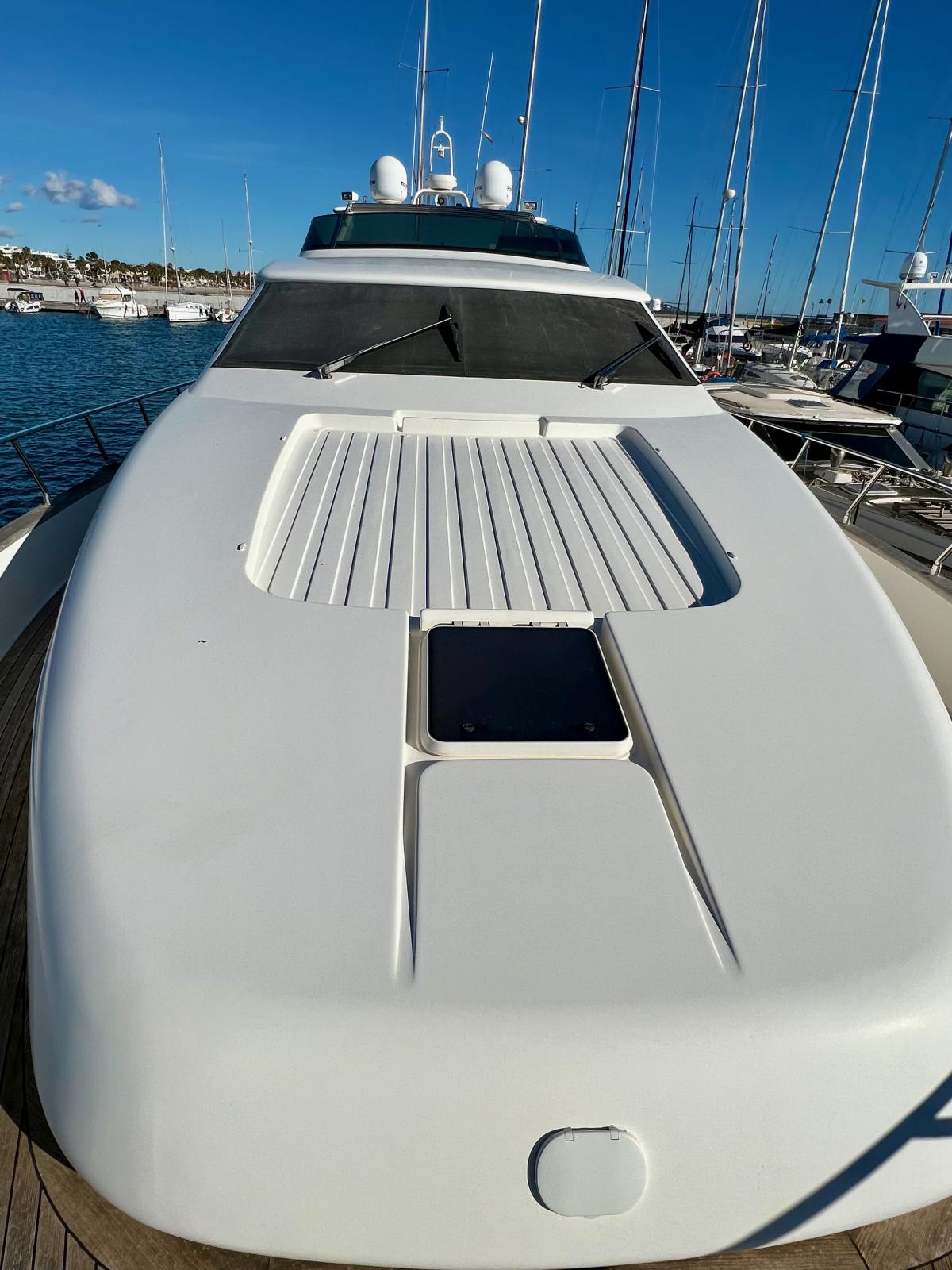 uniesse 72 my