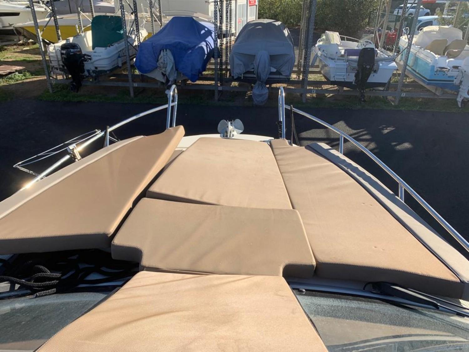 quicksilver Activ 755 Cruiser