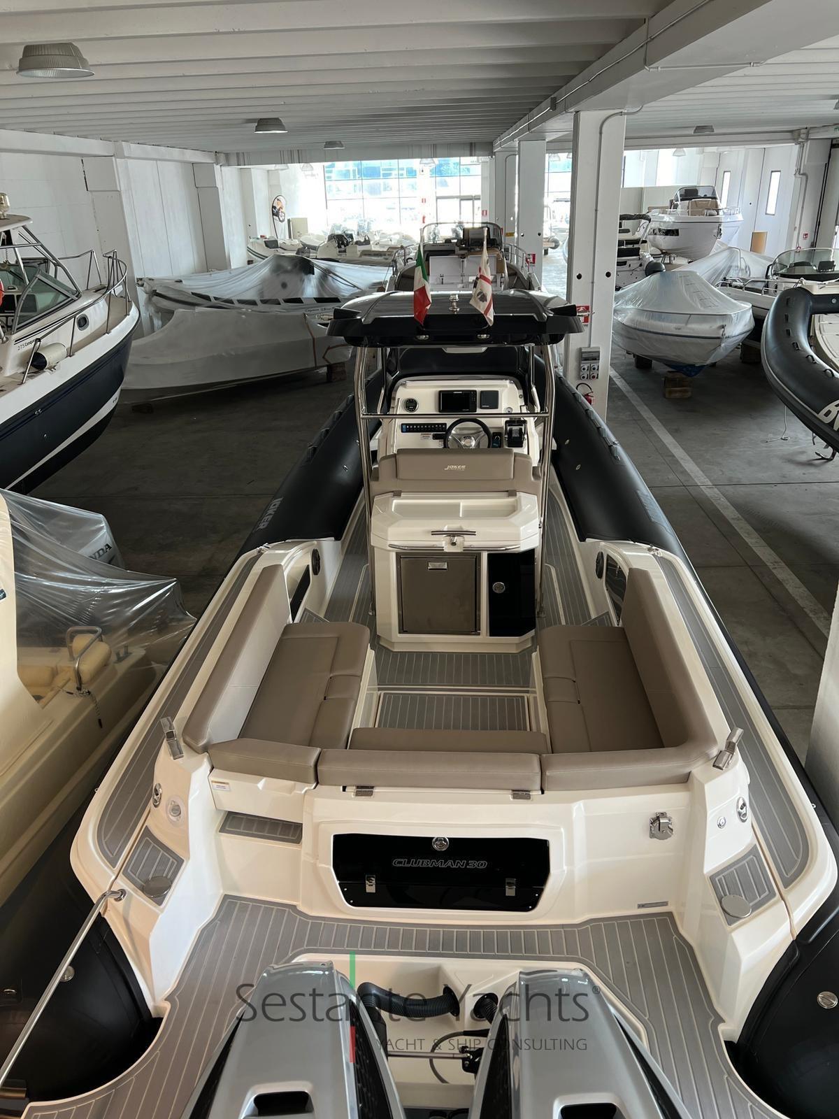 jokerboat Clubman 30'