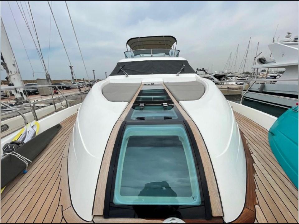 fairline Squadron 65