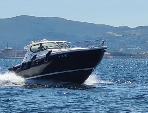 Tiara yachts 4300 sovran