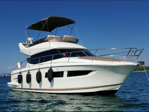 Jeanneau prestige 350 fly