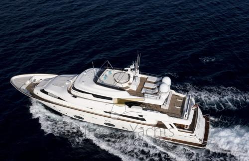 Custom line navetta 33