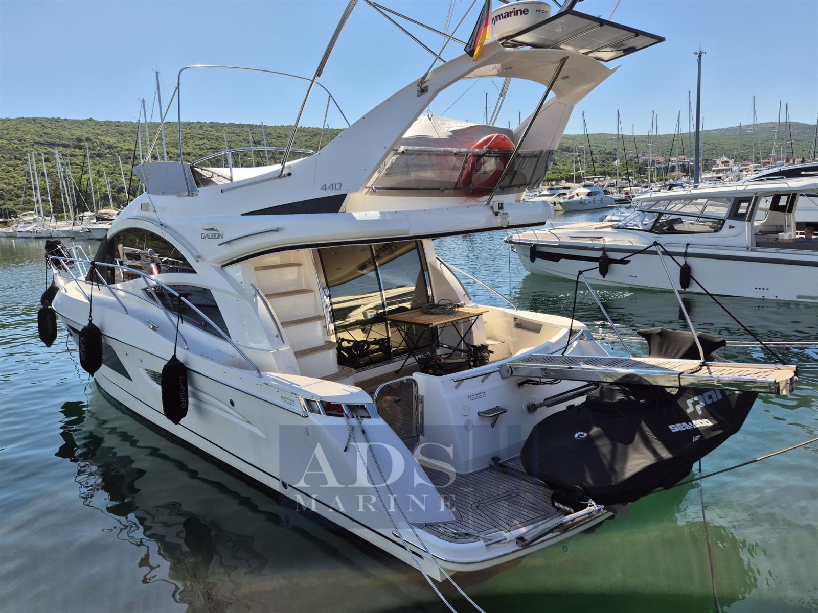 galeon 440 fly