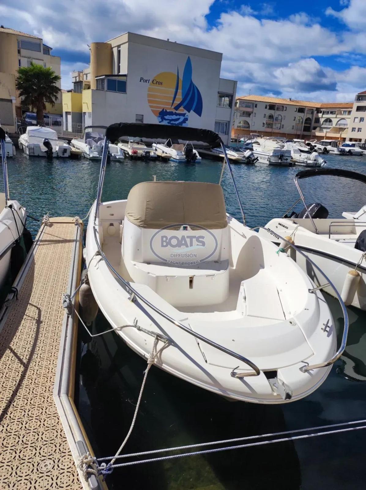 jeanneau Cap camarat 635