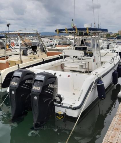 Boston whaler 26 outrage
