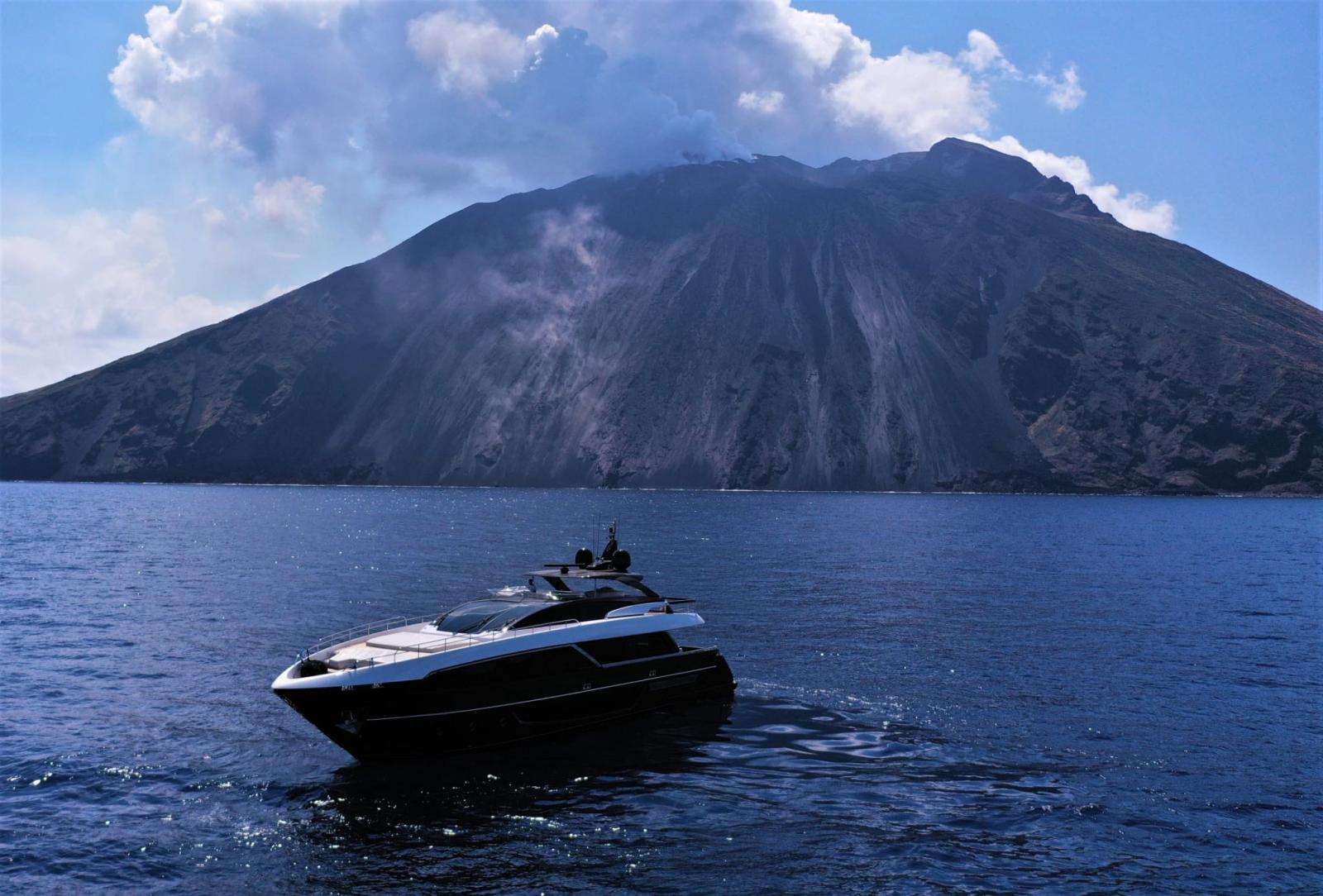 riva 100 corsaro