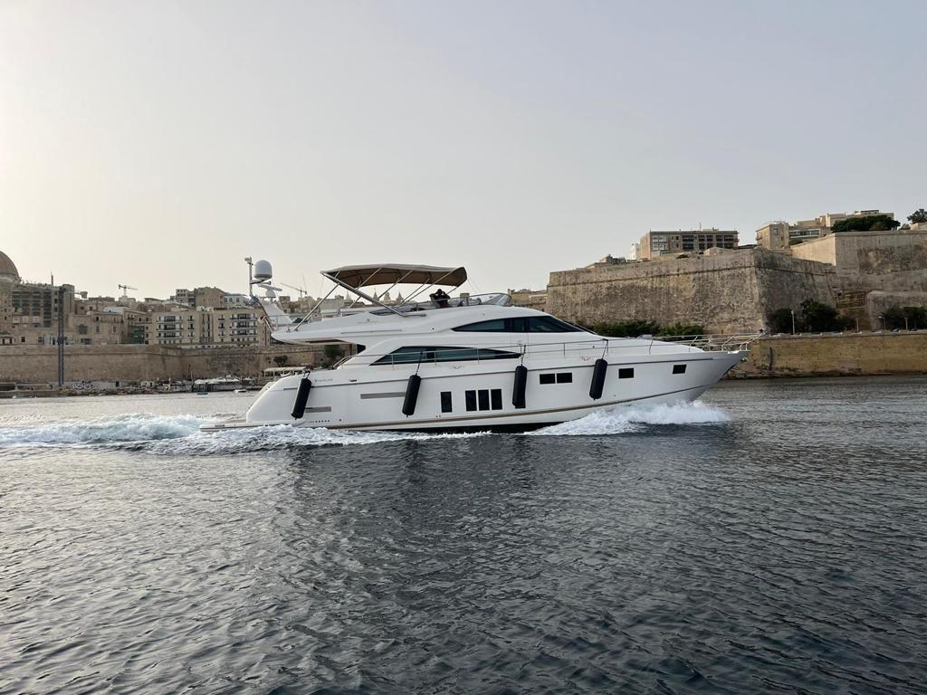 fairline Squadron 65