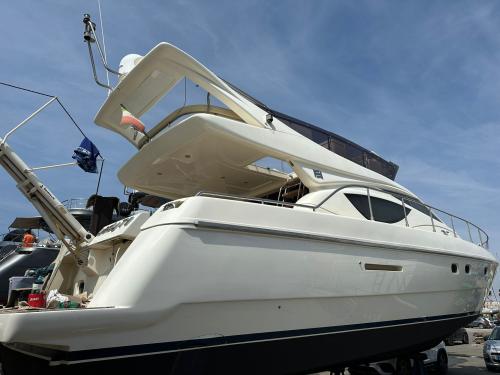 Ferretti yachts. 460