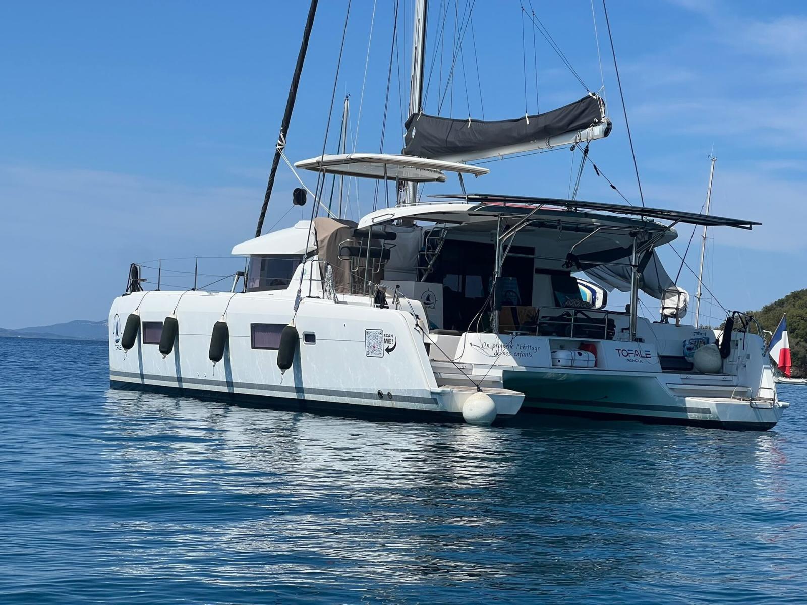 lagoon 42