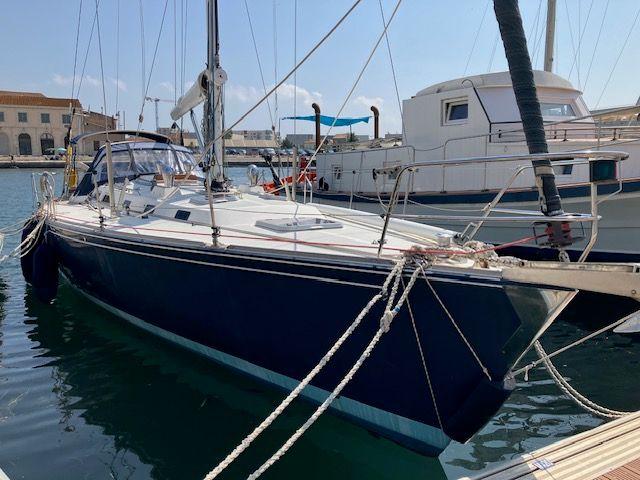j boats J boats j 44