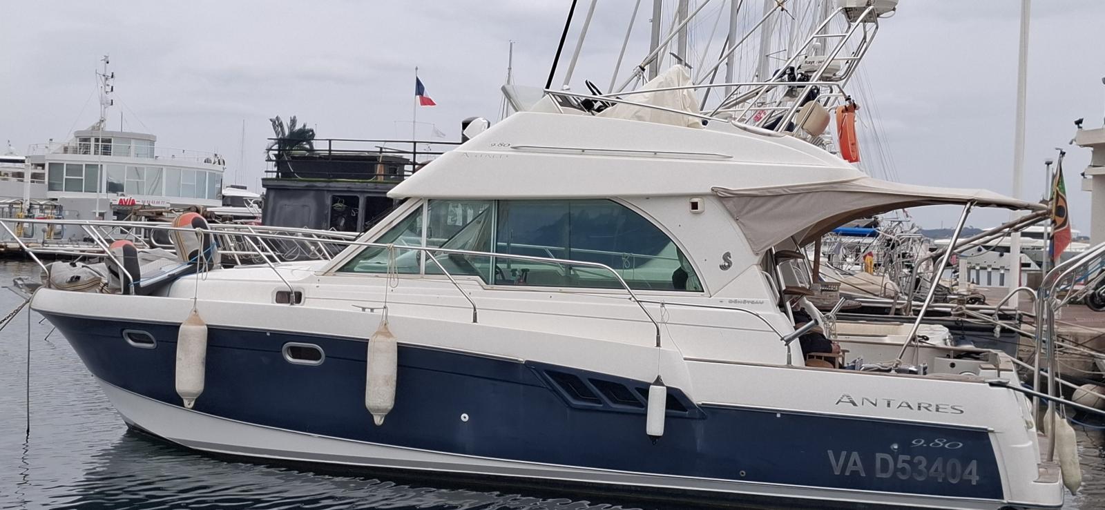 beneteau Antares 980