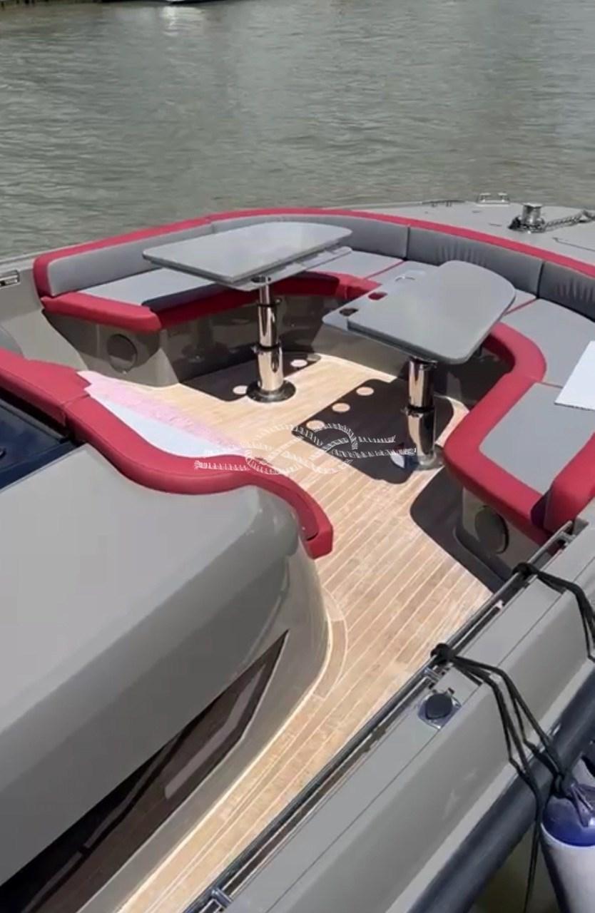 domina 42 walkaround